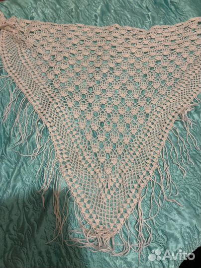 Шаль вязаная