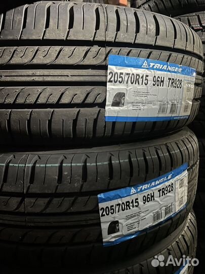 Triangle TR928 205/70 R15 96H