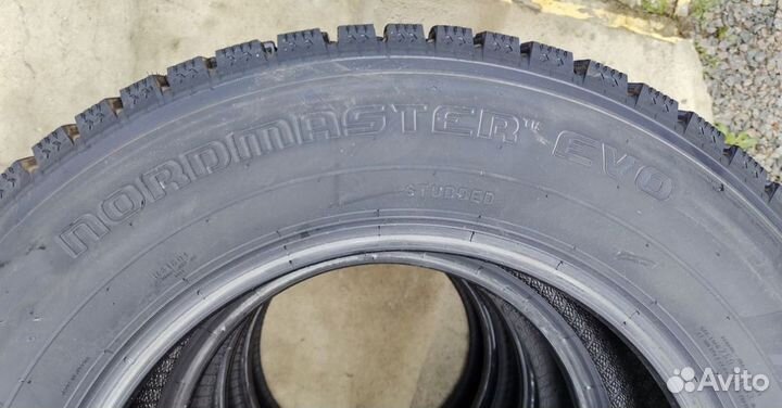 Amtel NordMaster Evo 215/65 R16 98T