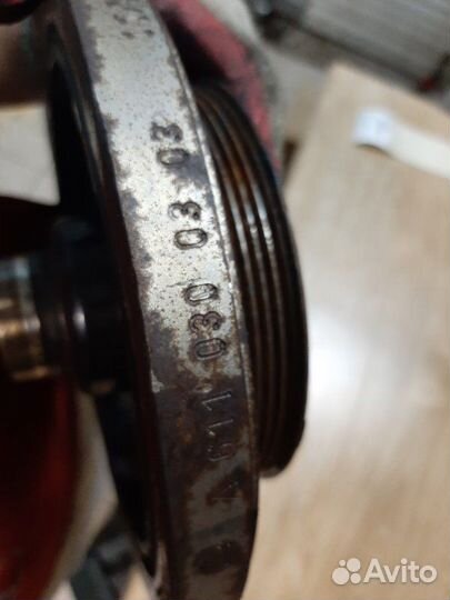 Шкив коленвала A6110300303 Mercedes-Benz C-Class