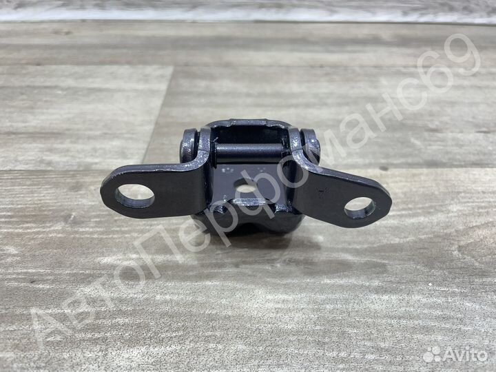 Петля двери левая правая X-Trail T31 / Murano Z51