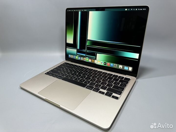 Apple MacBook air 13 2022 m2 256 (небольшое повреж