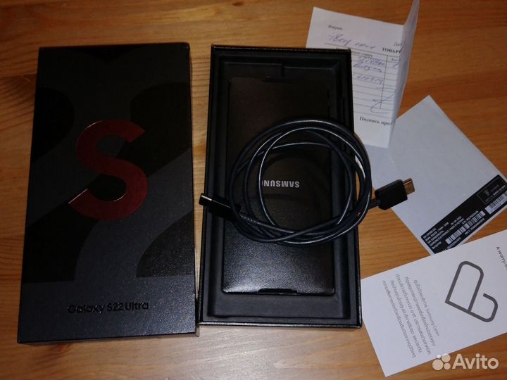 Samsung Galaxy S22 Ultra, 12/256 ГБ