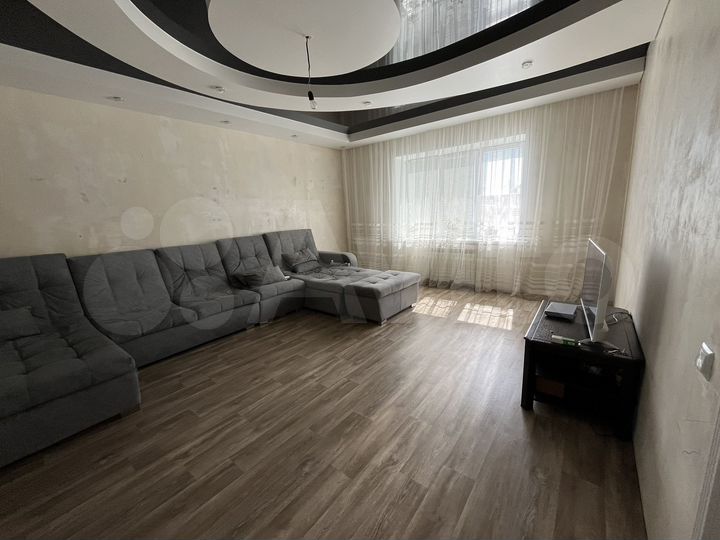 Дом 214 м² на участке 10 сот.