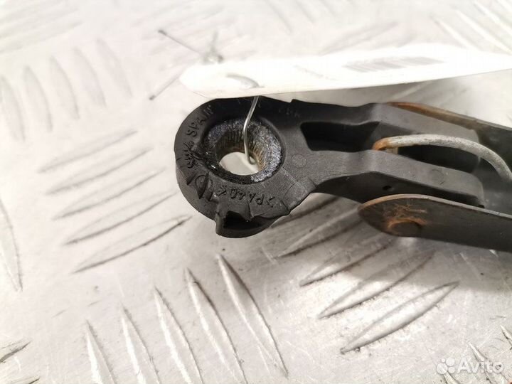 Поводок для Volkswagen Passat 5 GP