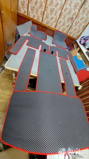 Kia Carnival коврики EVA эва