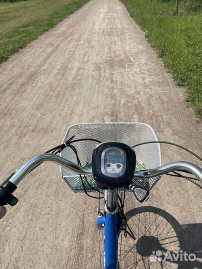 Электрический трехколесный велосипед