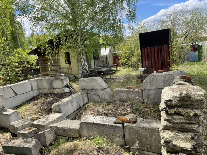 Дача 20 м² на участке 15 сот.