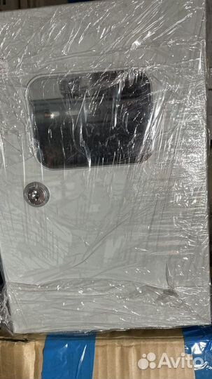 Металический ящик с замком