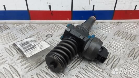 Форсунка дизельная volkswagen touareg 7L (UML12AL0