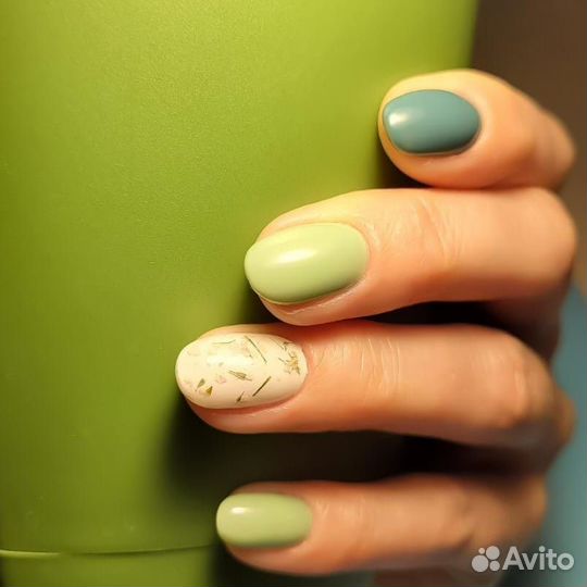 Маникюр,педикюр с покрытием гель лак