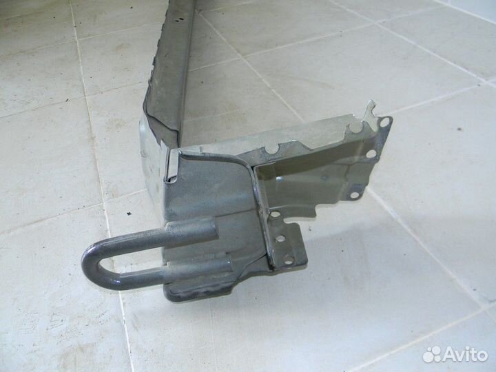 Балка подрадиаторная Outlander (GF) 2012