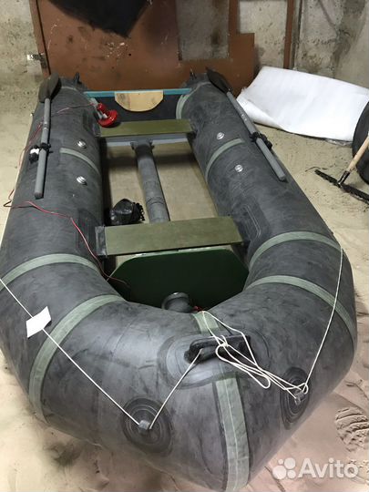 Надувная лодка