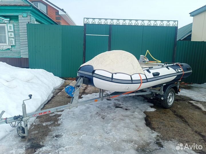 Лодка пвх Гладиатор AL370 с мотором и прицепом