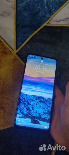 Продам honor 10x lite в хорошем.состоянии