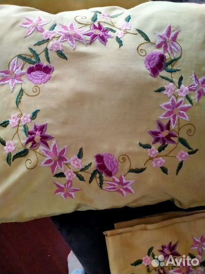 Перевязь для портьер и подушки