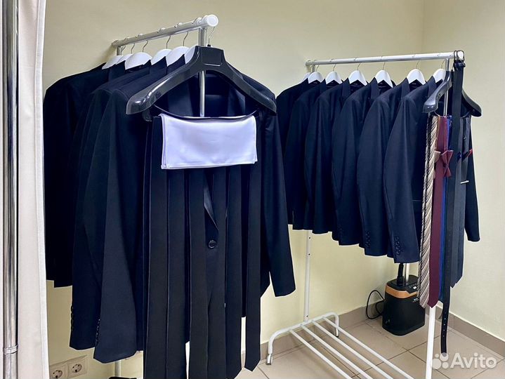 Прокат мужских костюмов и аренда смокингов RoSS