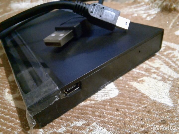 Внешний жесткий диск 1000,500,320 Гб