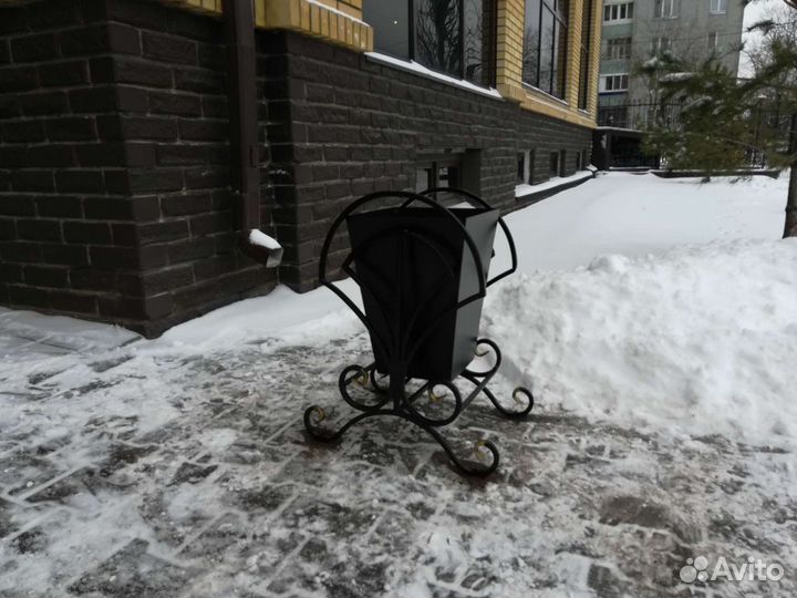 Урны металлические