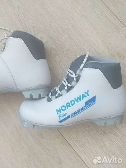 Лыжные ботинки детские