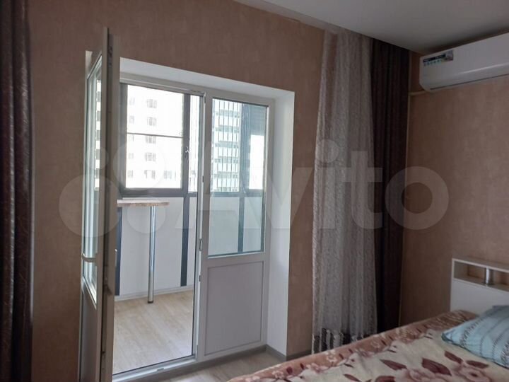 2-к. квартира, 63 м², 7/18 эт.