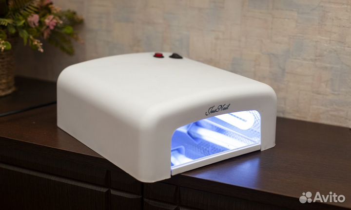 Лампа UV для маникюра