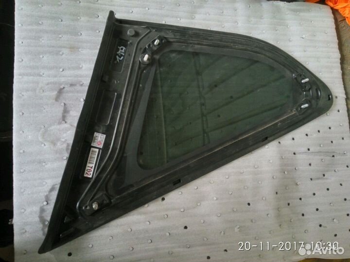 Hyundai santa fe стекло боковины левое