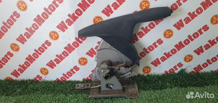 Рычаг стояночного тормоза Nissan Juke YF15 HR16DE