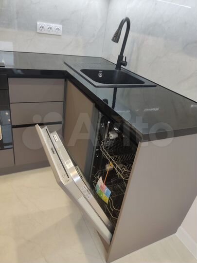 3-к. квартира, 60 м², 16/17 эт.