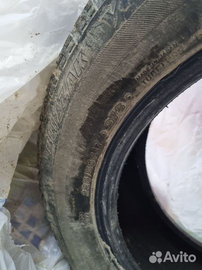 Bridgestone Blizzak VRX 225/55 R17 98L