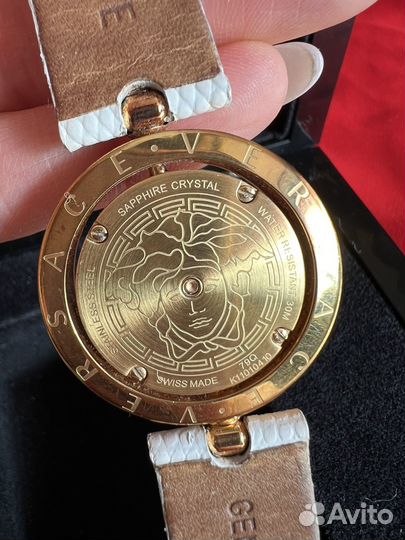Часы Versace