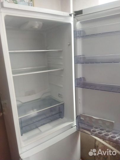 Холодильник beko