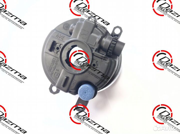 SAT ST2122052CL Фара противотуманная hino 300 (E-4) левая (812200W060)