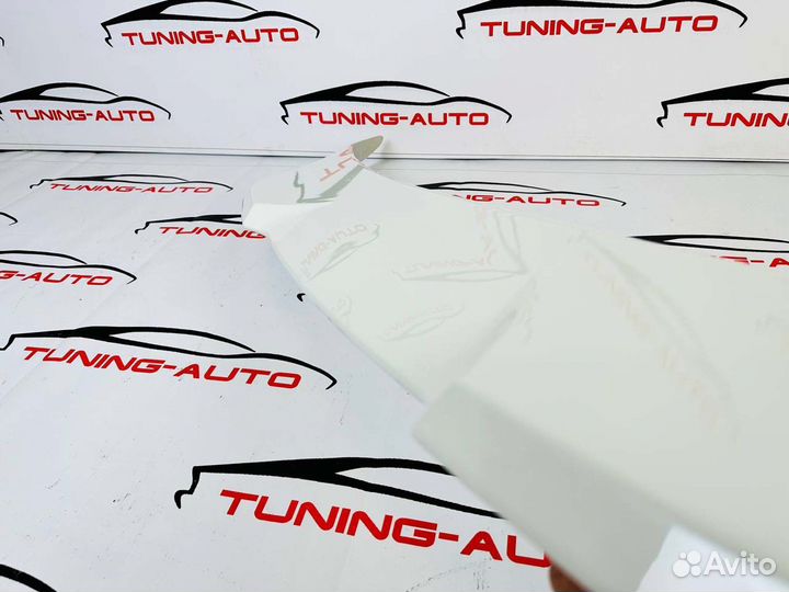 Спойлер на багажник Toyota Camry 70 TRD B8566