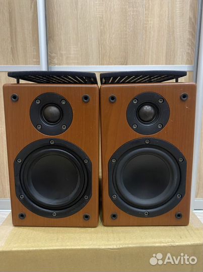 Колонки Denon