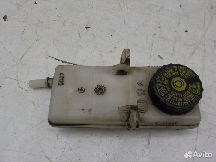 Бачок тормозной Peugeot 307 2001-2007