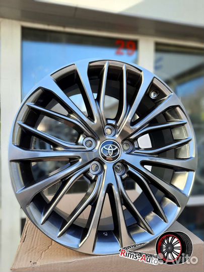 Диски Toyota Camry R17 5x114.3 HB