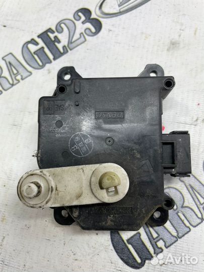 Сервопривод отопителя Mazda MPV