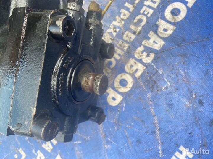 Рулевой редуктор. Scania P094Cb6X4Hz260