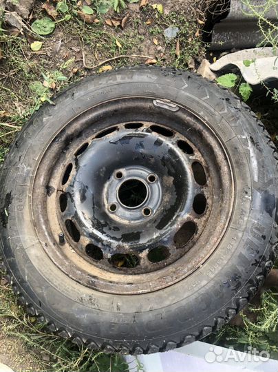 Goodyear Ultragrip Ice Arctic 195/65 R15 95