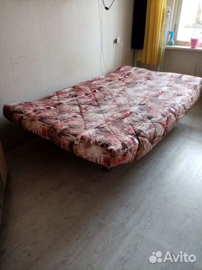 Диван клик-кляк бу