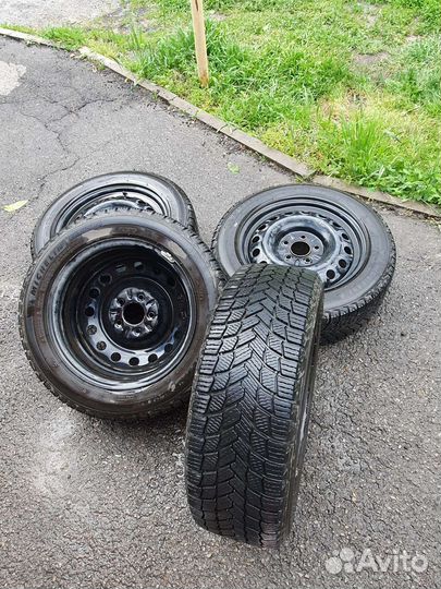 Michelin X-Ice Snow 205/55 R16