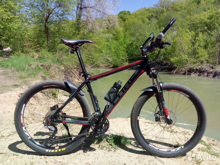 Велосипед Cube