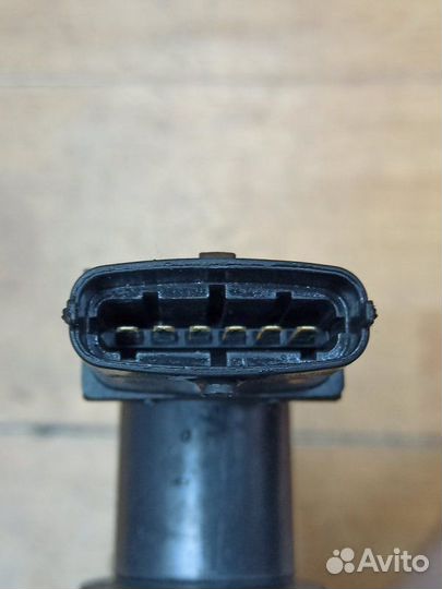 Модуль зажигания Opel Zafira B Z16XEP 2007