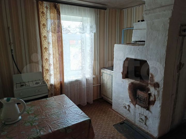 Дом 28 м² на участке 4 сот.