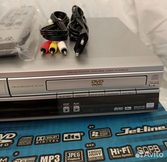 Видеомагнитофон Panasonic NV-VP31EE-S