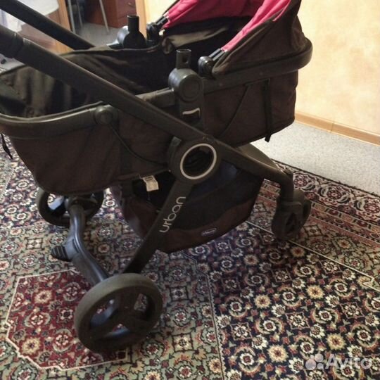 Коляска Chicco Urban Plus