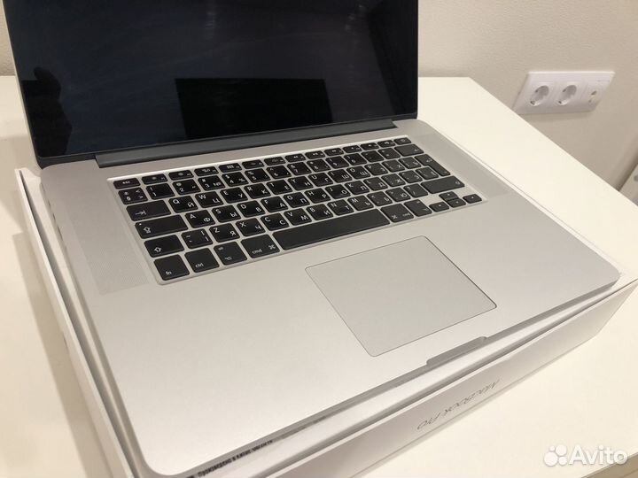 Macbook pro 15 retina 2015
