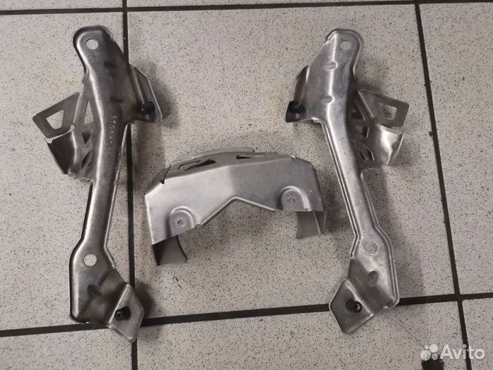 Кранштеин спидометра arctic cat xf m800