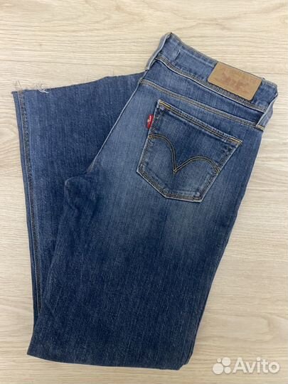 Джинсы женские levis